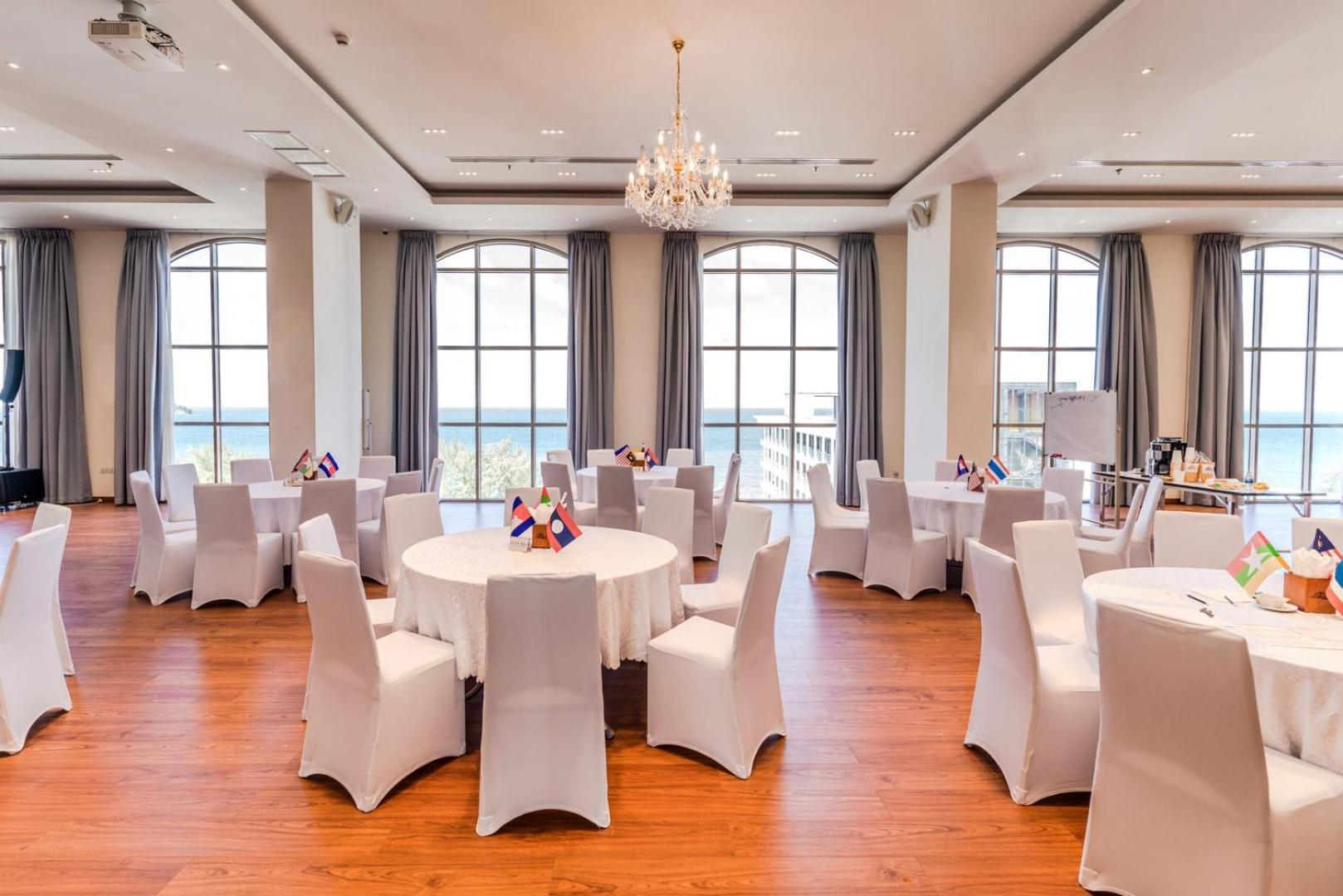 סיהאנוקוויל Sea Breeze Hotel & Villa מראה חיצוני תמונה