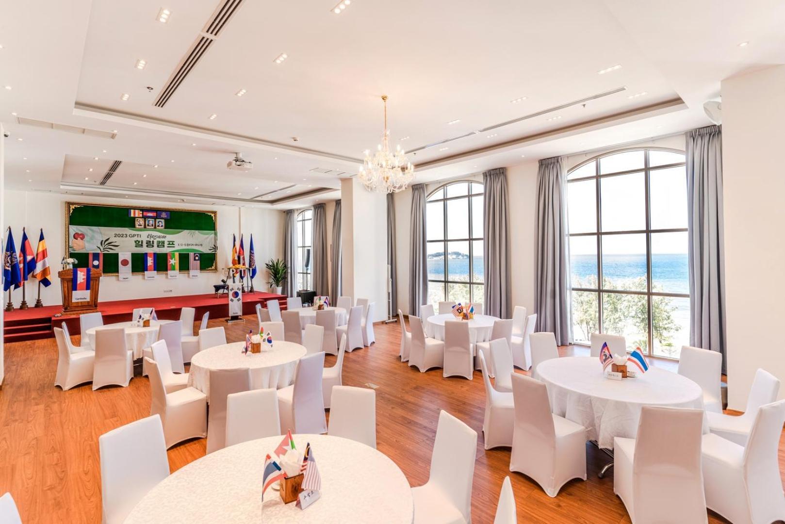 סיהאנוקוויל Sea Breeze Hotel & Villa מראה חיצוני תמונה